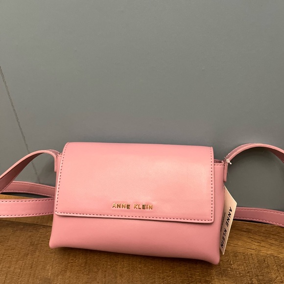 NEW with Tags Anne Klein Pink Crossbody Bag - Picture 1 of 11
